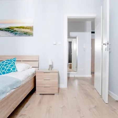 Klifowa 22 شقة ريفال